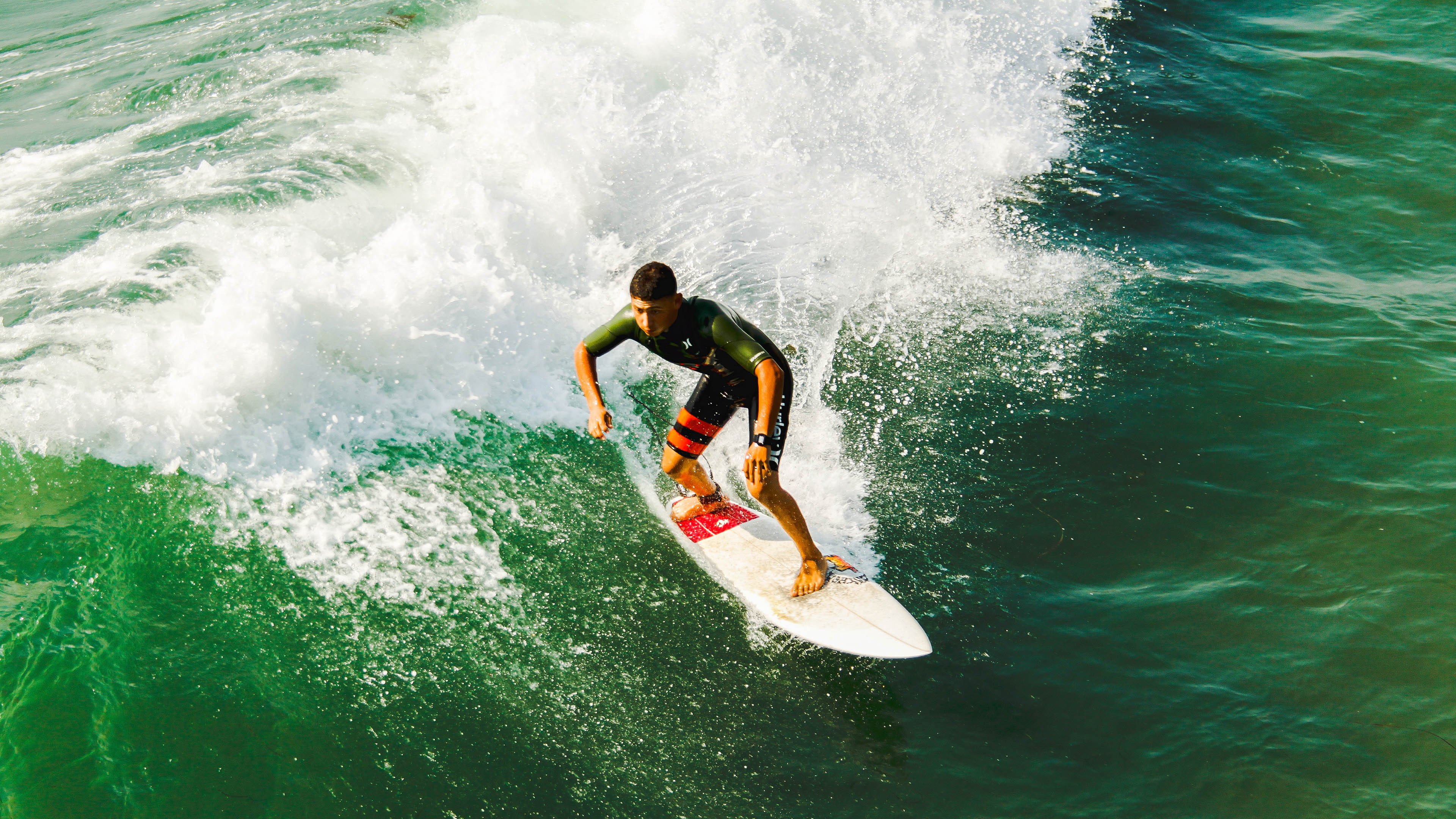 横滨水手年轻球员在德比表现出色，横滨水手什么水平