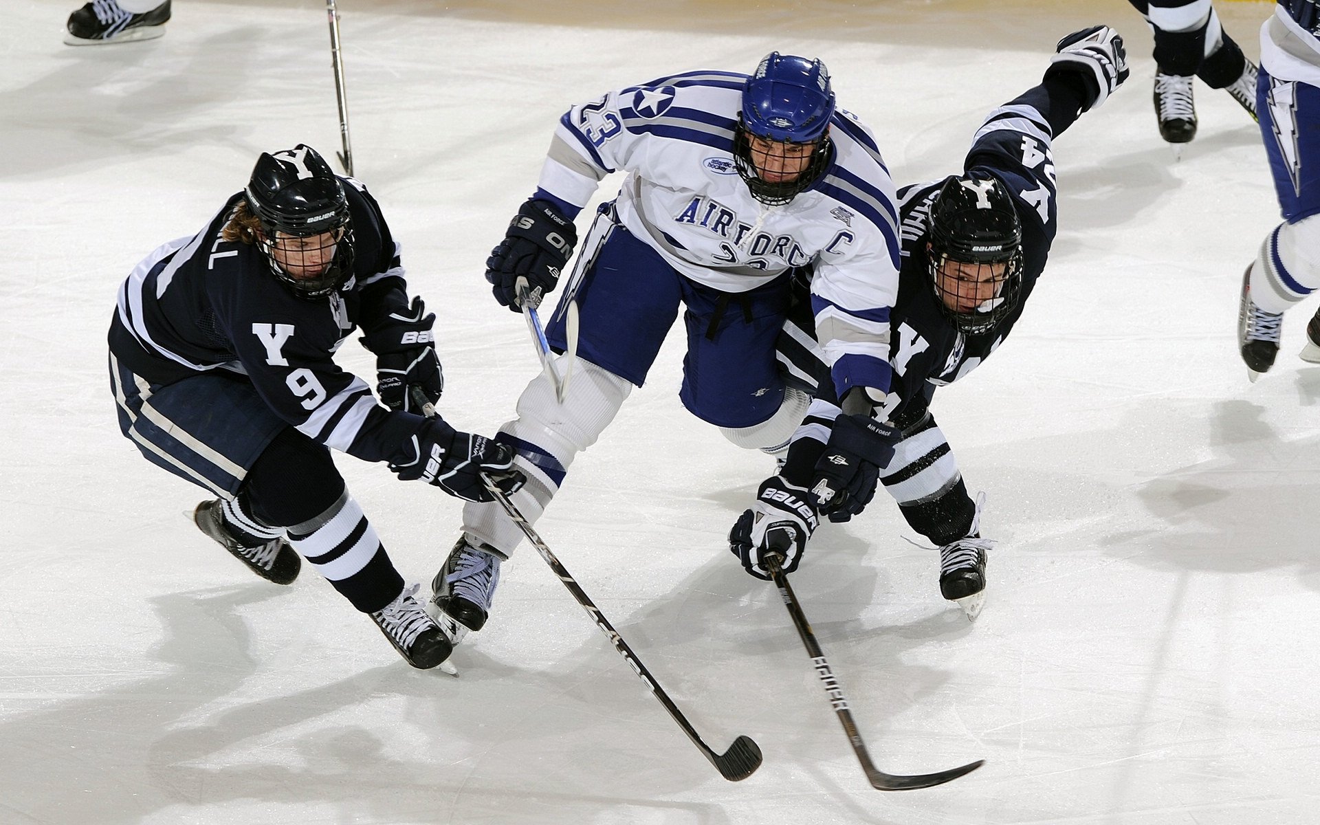 法甲精彩战术 clash,表现突出的球员备受关注,法甲推荐